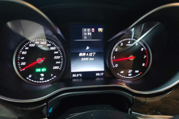 Used Mercedes-Benz V-Class 2016 V 260 Prestige Edition Instrument Cluster