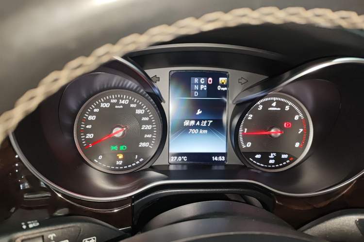 Used Mercedes-Benz V-Class 2016 V 260 Prestige Edition Instrument Cluster
