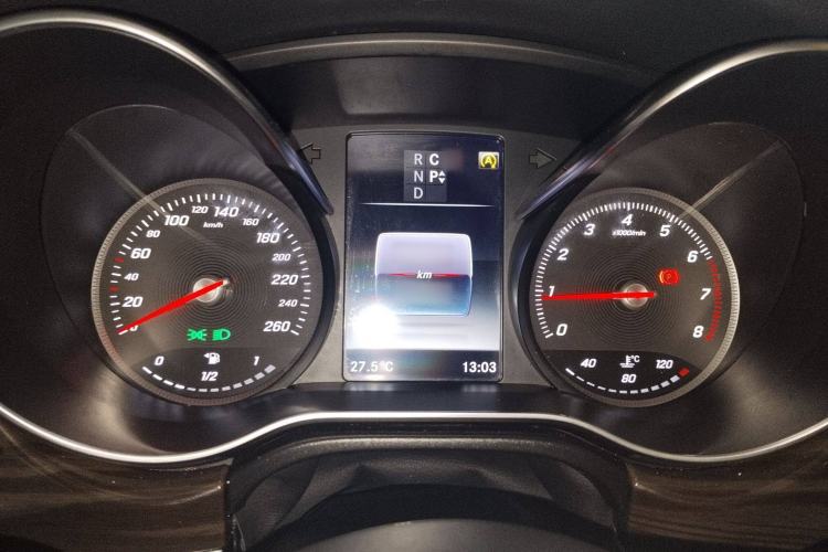 Used Mercedes-Benz V-Class 2016 V 260 Avantgarde Edition Instrument Cluster
