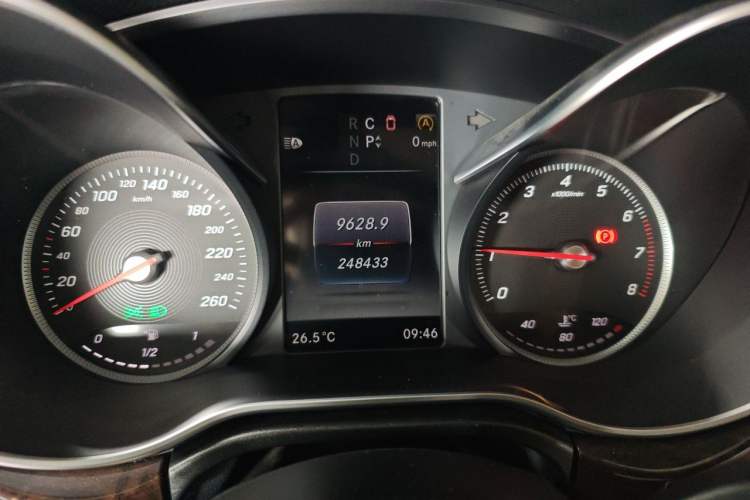 Used Mercedes-Benz V-Class 2016 V 260 L Prestige Extended Edition Instrument Cluster
