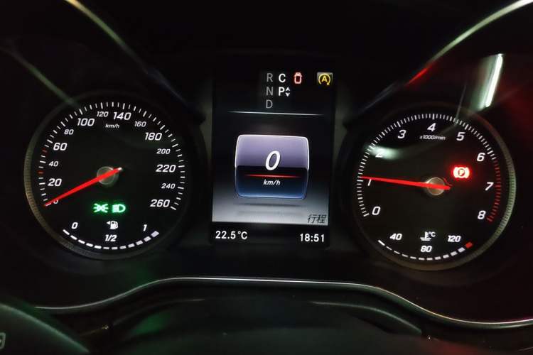 Used Mercedes-Benz V-Class 2016 V 260 Prestige Edition Instrument Cluster