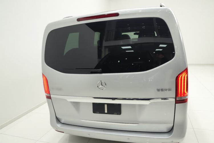 Used Mercedes-Benz V-Class 2016 V 260 L Prestige Extended Edition Rear