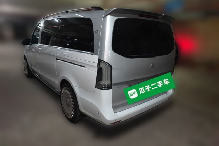 Used Mercedes-Benz V-Class 2016 V 260 Prestige Edition Rear Left 45 Deg