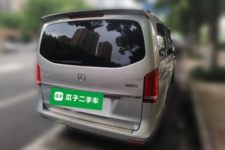 Used Mercedes-Benz V-Class 2016 V 260 Avantgarde Edition Rear Right 45 Deg