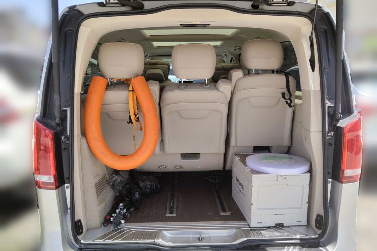Used Mercedes-Benz V-Class 2016 V 260 L Prestige Extended Edition Trunk