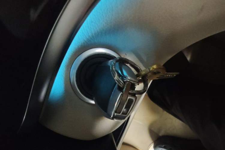 Used Mercedes-Benz V-Class 2016 V 260 L Prestige Extended Edition Vehicle Key