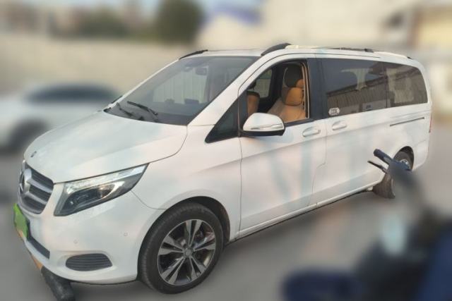 Used Mercedes-Benz V-Class 2016 V 260 Avantgarde Edition