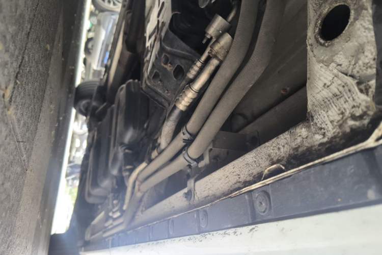 Used Mercedes-Benz V-Class 2016 V 260 L Prestige Extended Edition Chassis Front Left