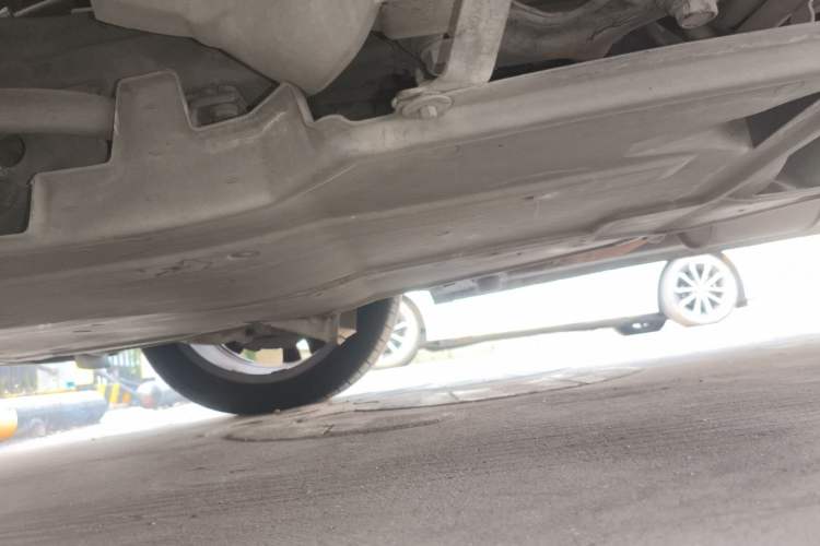 Used Mercedes-Benz V-Class 2016 V 260 Avantgarde Edition Chassis Front Left