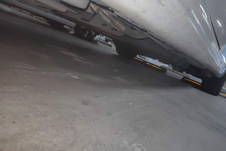 Used Mercedes-Benz V-Class 2016 V 260 Prestige Edition Chassis Front Left