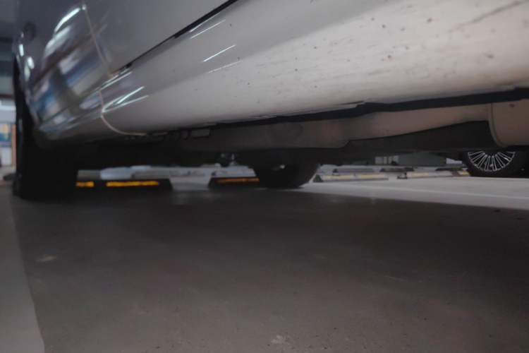 Used Mercedes-Benz V-Class 2016 V 260 Prestige Edition Chassis Front Right