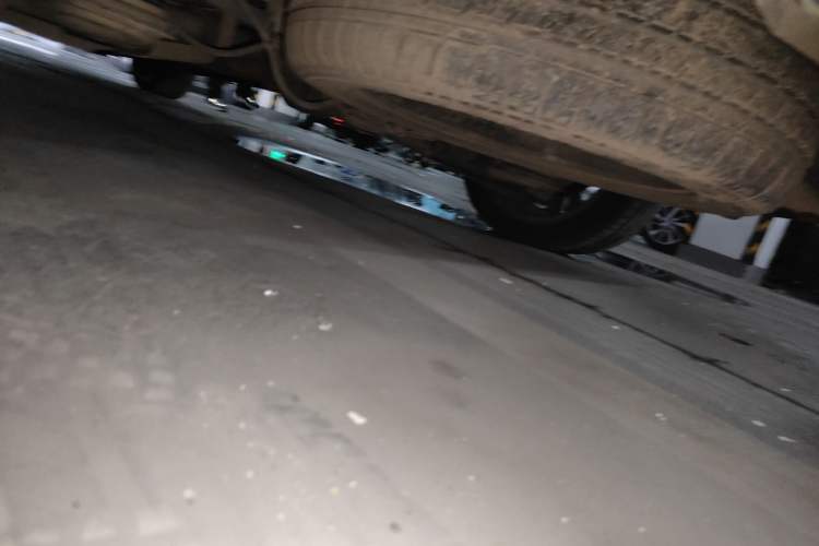 Used Mercedes-Benz V-Class 2016 V 260 Avantgarde Edition Chassis Rear Left