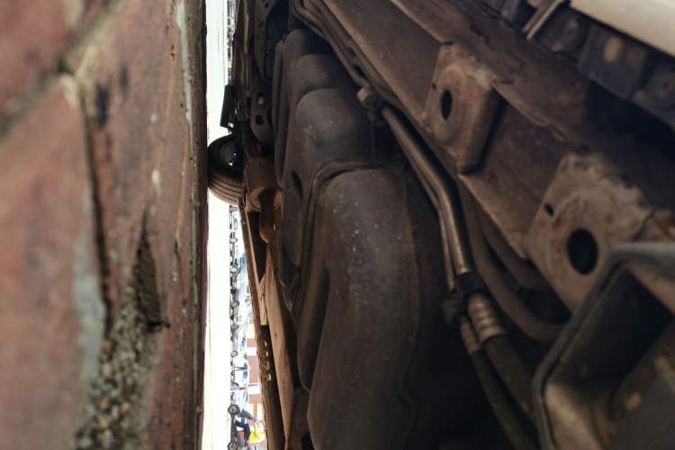 Used Mercedes-Benz V-Class 2016 V 260 L Prestige Extended Edition Chassis Rear Left
