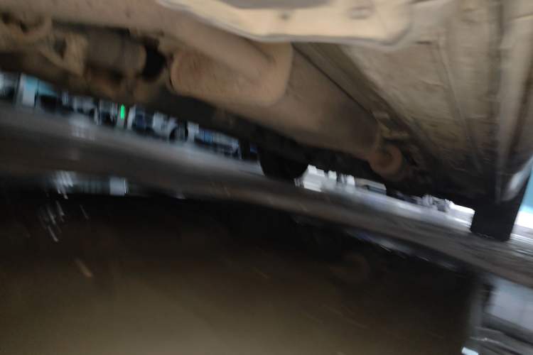 Used Mercedes-Benz V-Class 2016 V 260 Avantgarde Edition Chassis Rear Right