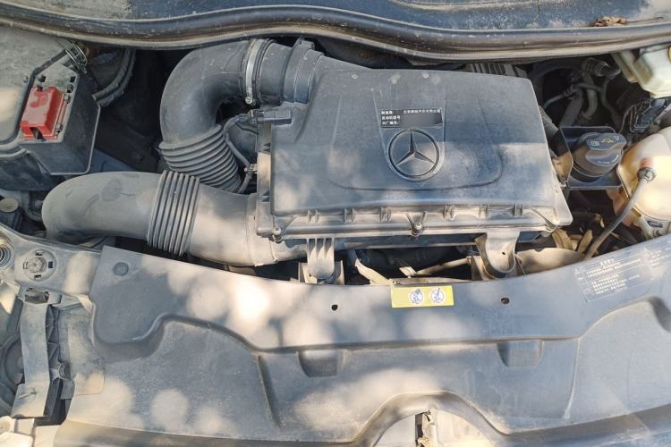 Used Mercedes-Benz V-Class 2016 V 260 L Prestige Extended Edition Engine Bay