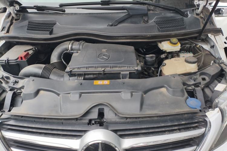 Used Mercedes-Benz V-Class 2016 V 260 L Prestige Extended Edition Engine Bay