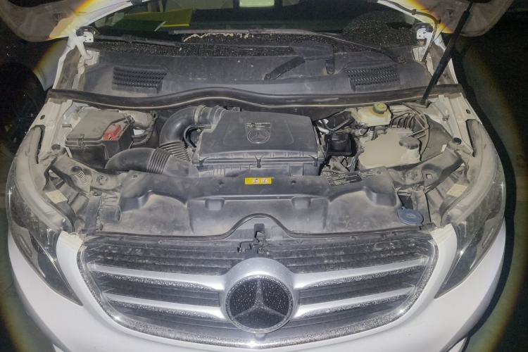 Used Mercedes-Benz V-Class 2016 V 260 L Prestige Extended Edition Engine Bay