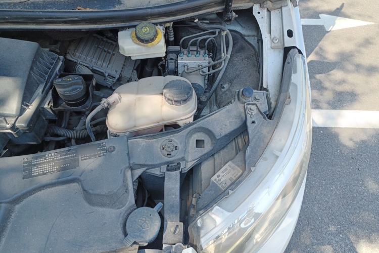 Used Mercedes-Benz V-Class 2016 V 260 L Prestige Extended Edition Engine Bay Left