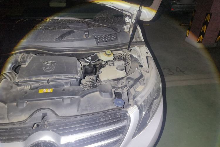 Used Mercedes-Benz V-Class 2016 V 260 L Prestige Extended Edition Engine Bay Left