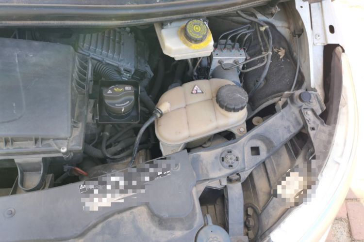 Used Mercedes-Benz V-Class 2016 V 260 L Prestige Extended Edition Engine Bay Left