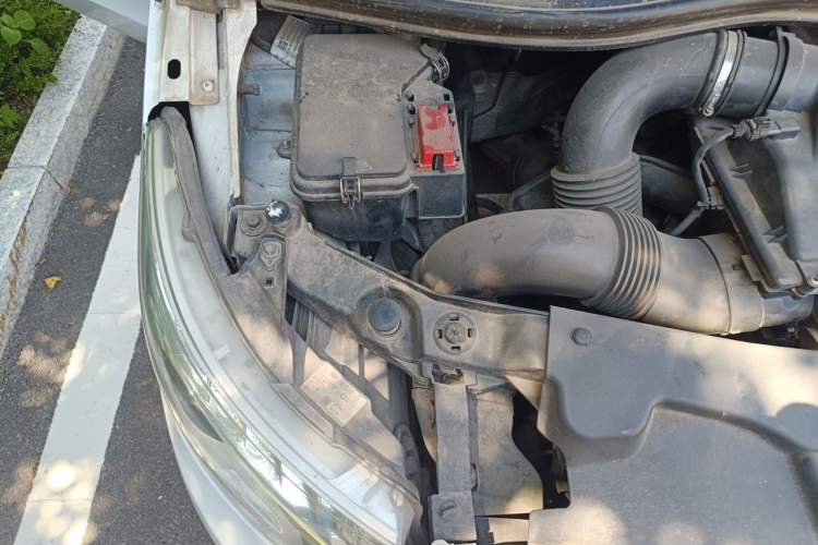 Used Mercedes-Benz V-Class 2016 V 260 L Prestige Extended Edition Engine Bay Right