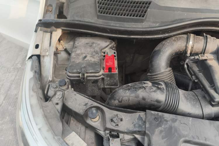 Used Mercedes-Benz V-Class 2016 V 260 Avantgarde Edition Engine Bay Right