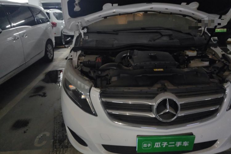 Used Mercedes-Benz V-Class 2016 V 260 Avantgarde Edition Engine Bay Right