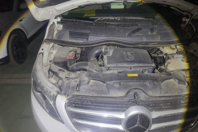Used Mercedes-Benz V-Class 2016 V 260 L Prestige Extended Edition Engine Bay Right