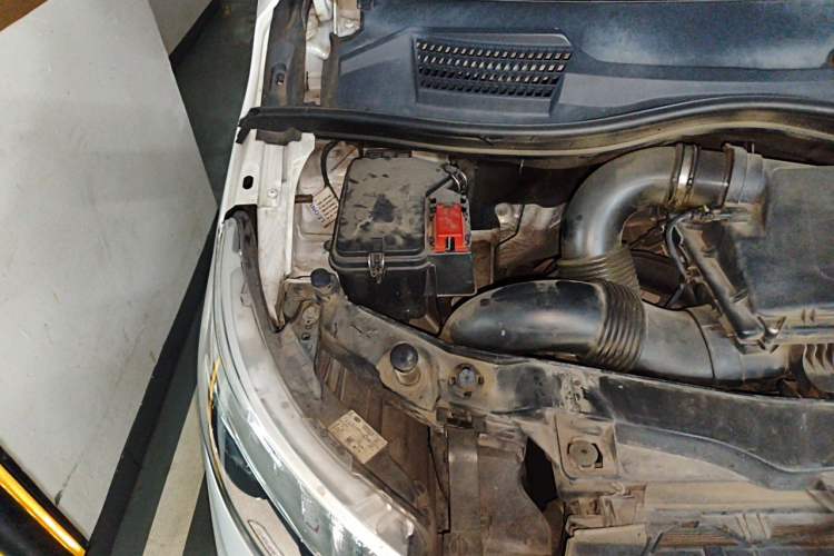 Used Mercedes-Benz V-Class 2016 V 260 L Prestige Extended Edition Engine Bay Right
