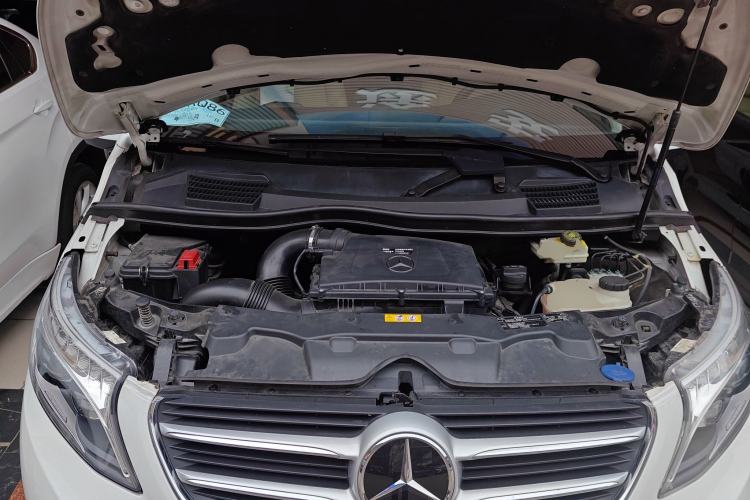 Used Mercedes-Benz V-Class 2016 V 260 Prestige Edition Engine Bay