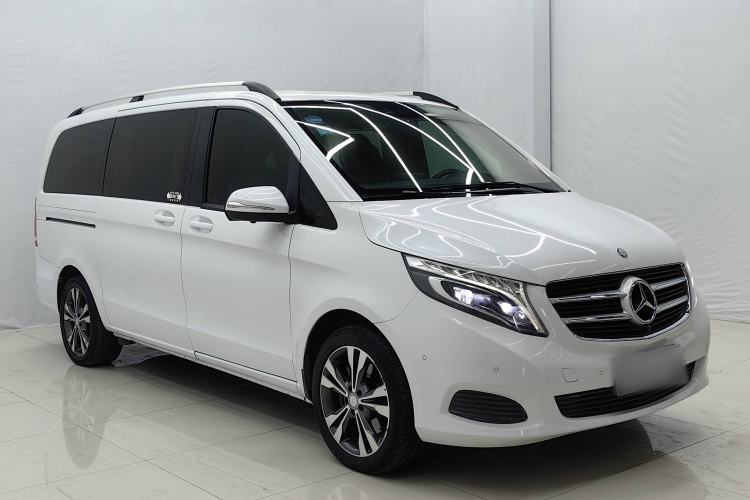 Used Mercedes-Benz V-Class 2016 V 260 Avantgarde Edition Exterior 1