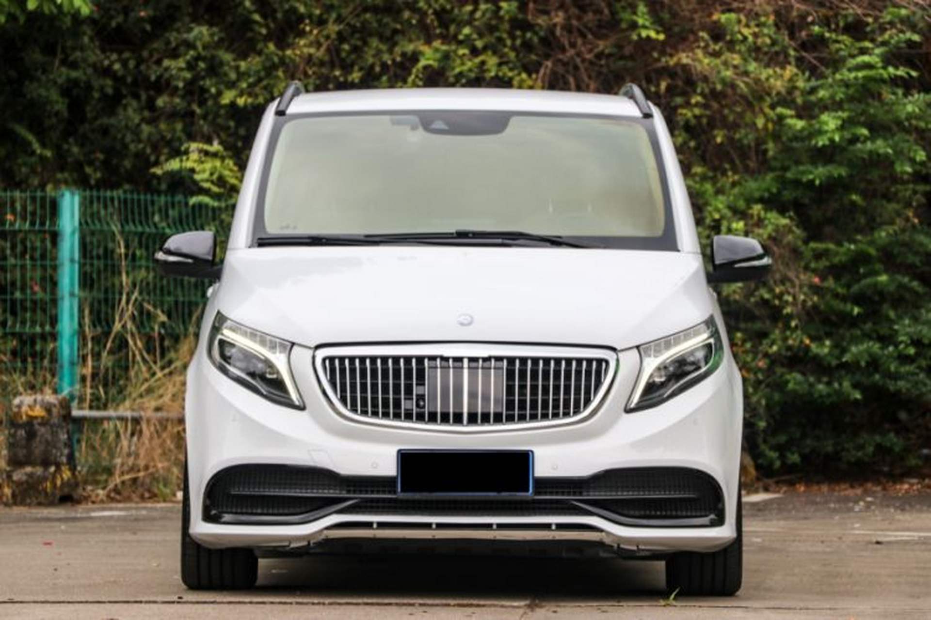 Used Mercedes-Benz V-Class 2016 V 260 Prestige Edition Exterior 1