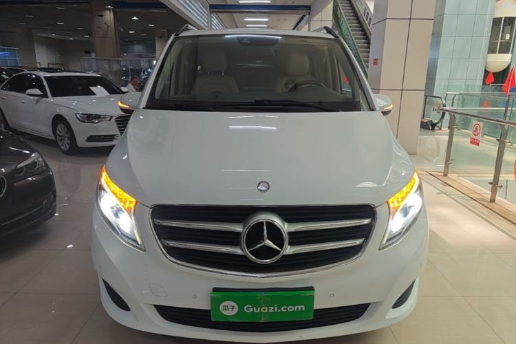 Used Mercedes-Benz V-Class 2016 V 260 Avantgarde Edition Front