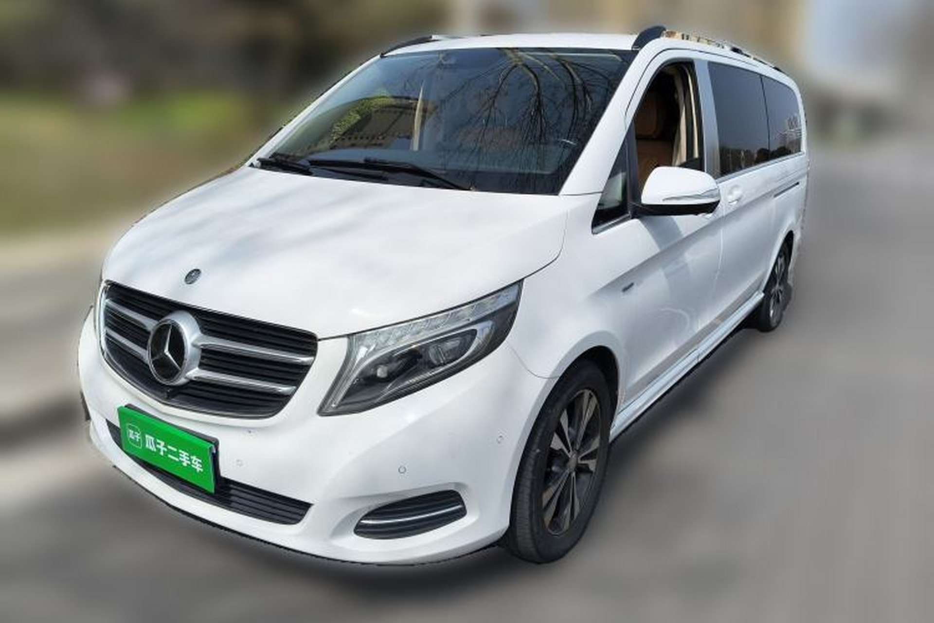Used Mercedes-Benz V-Class 2016 V 260 L Prestige Extended Edition Front Left 45 Deg