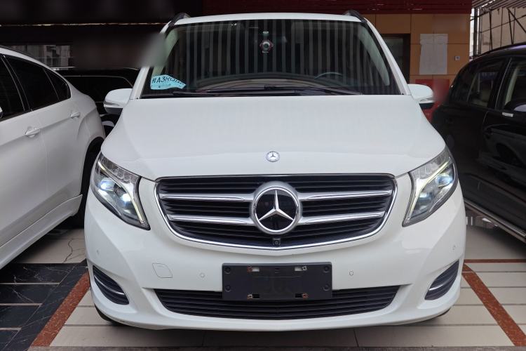 Used Mercedes-Benz V-Class 2016 V 260 Prestige Edition Front