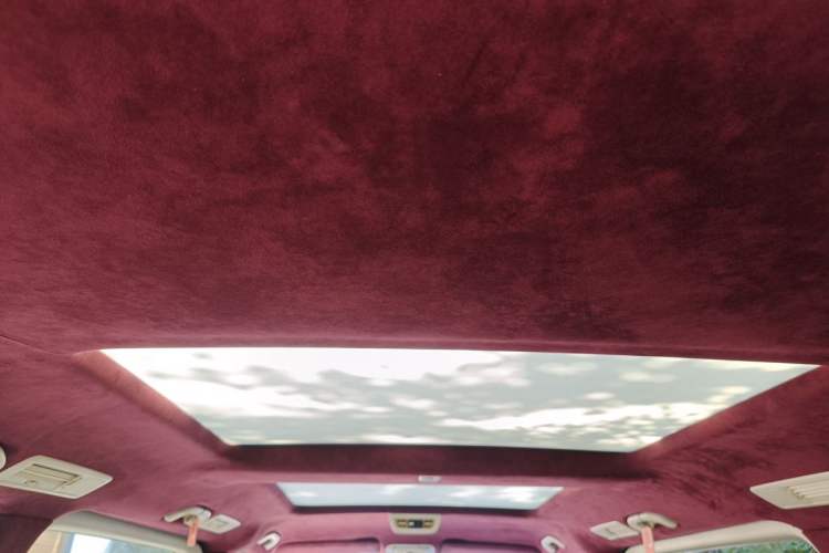 Used Mercedes-Benz V-Class 2016 V 260 L Prestige Extended Edition Headliner