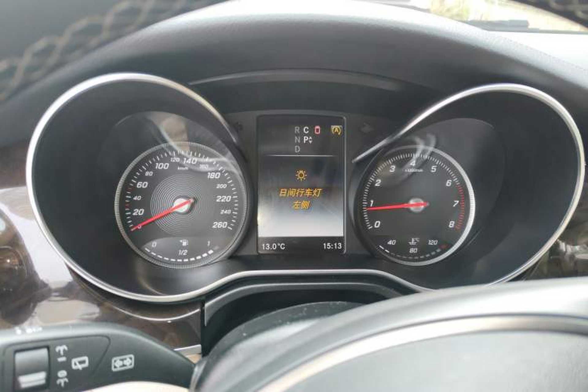 Used Mercedes-Benz V-Class 2016 V 260 Avantgarde Edition Instrument Cluster