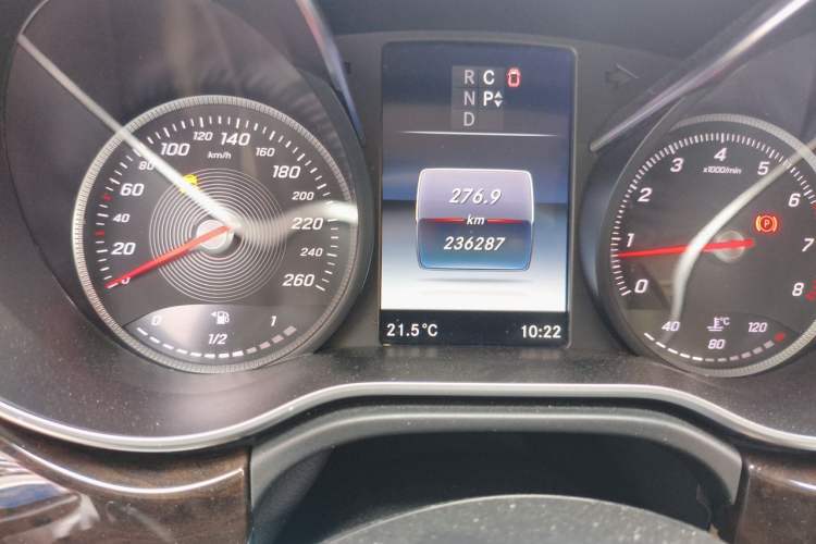 Used Mercedes-Benz V-Class 2016 V 260 L Prestige Extended Edition Instrument Cluster