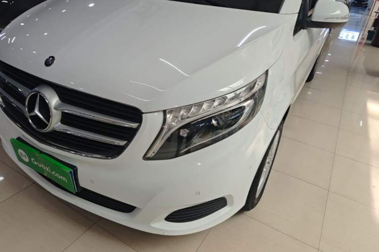 Used Mercedes-Benz V-Class 2016 V 260 Avantgarde Edition Left Front Headlight