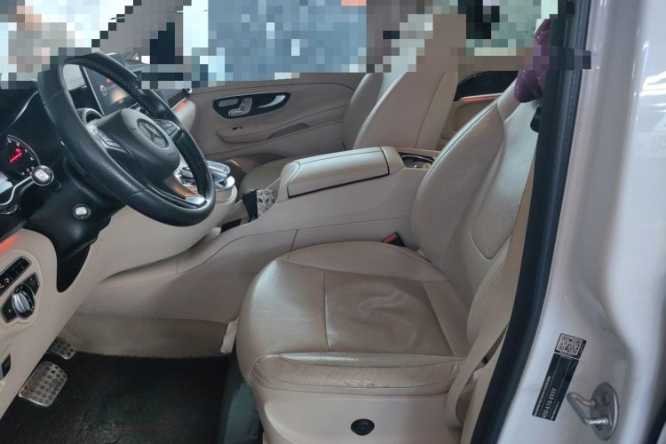 Used Mercedes-Benz V-Class 2016 V 260 L Prestige Extended Edition Left Front Seat