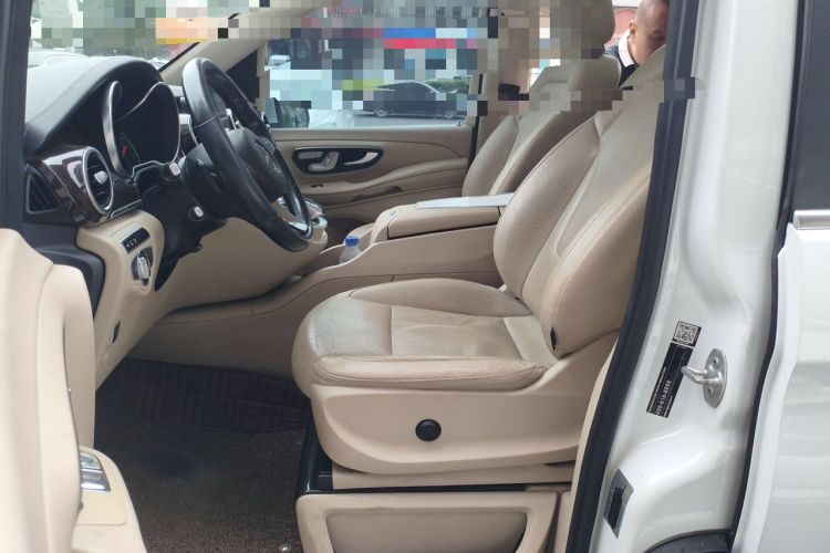 Used Mercedes-Benz V-Class 2016 V 260 L Prestige Extended Edition Left Front Seat