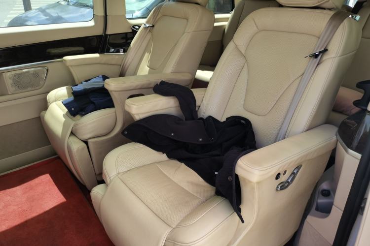 Used Mercedes-Benz V-Class 2016 V 260 L Prestige Extended Edition Left Rear Seat