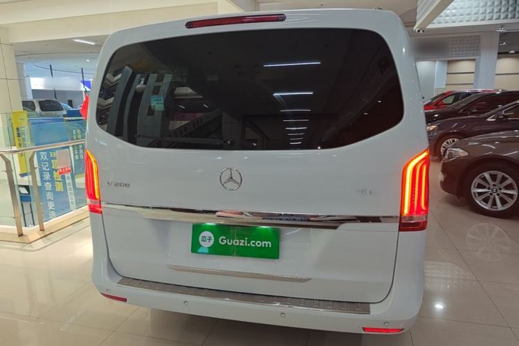 Used Mercedes-Benz V-Class 2016 V 260 Avantgarde Edition Rear