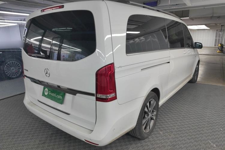 Used Mercedes-Benz V-Class 2016 V 260 L Prestige Extended Edition Rear Right 45 Deg