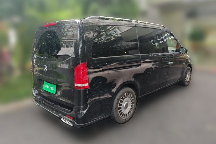Used Mercedes-Benz V-Class  Rear Right 45 Deg