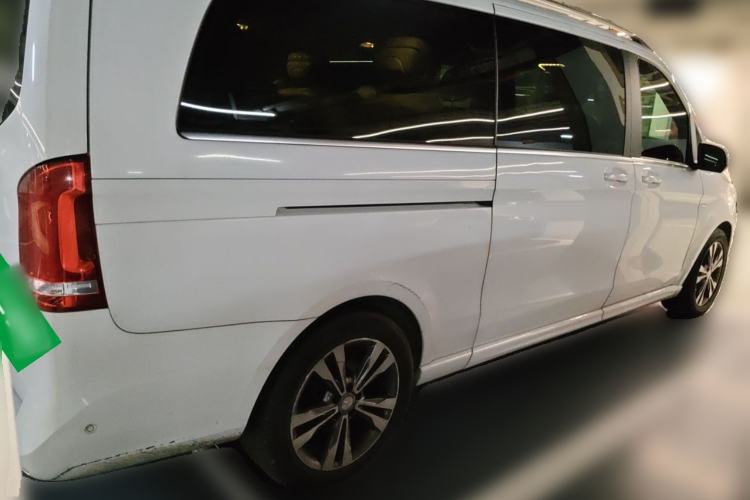 Used Mercedes-Benz V-Class 2016 V 260 L Prestige Extended Edition Rear Right 45 Deg