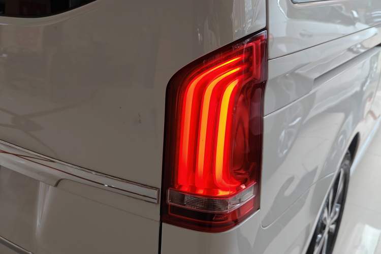 Used Mercedes-Benz V-Class 2016 V 260 Prestige Edition Right Rear Taillight