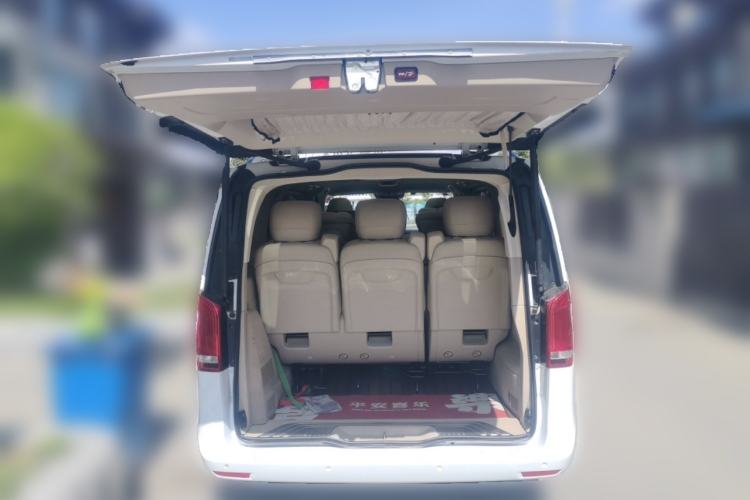 Used Mercedes-Benz V-Class 2016 V 260 Prestige Edition Trunk