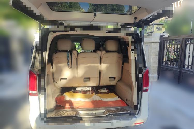 Used Mercedes-Benz V-Class 2016 V 260 Prestige Edition Trunk