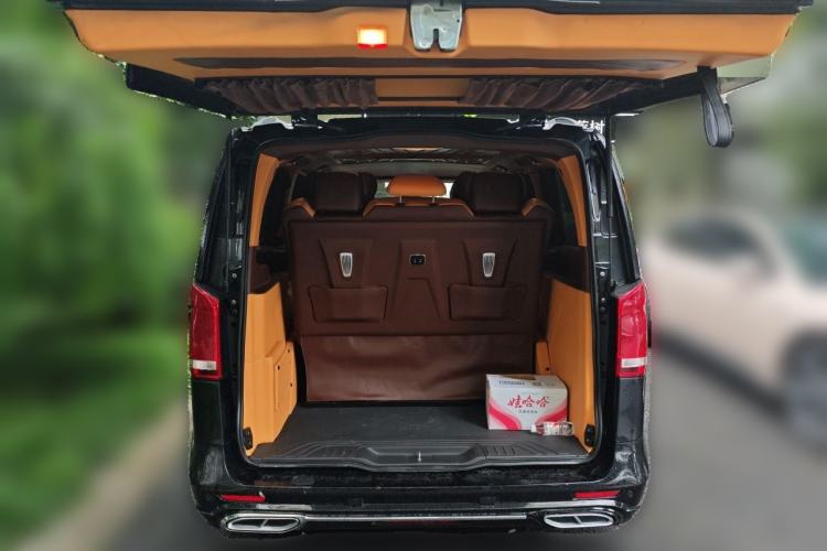 Used Mercedes-Benz V-Class  Trunk